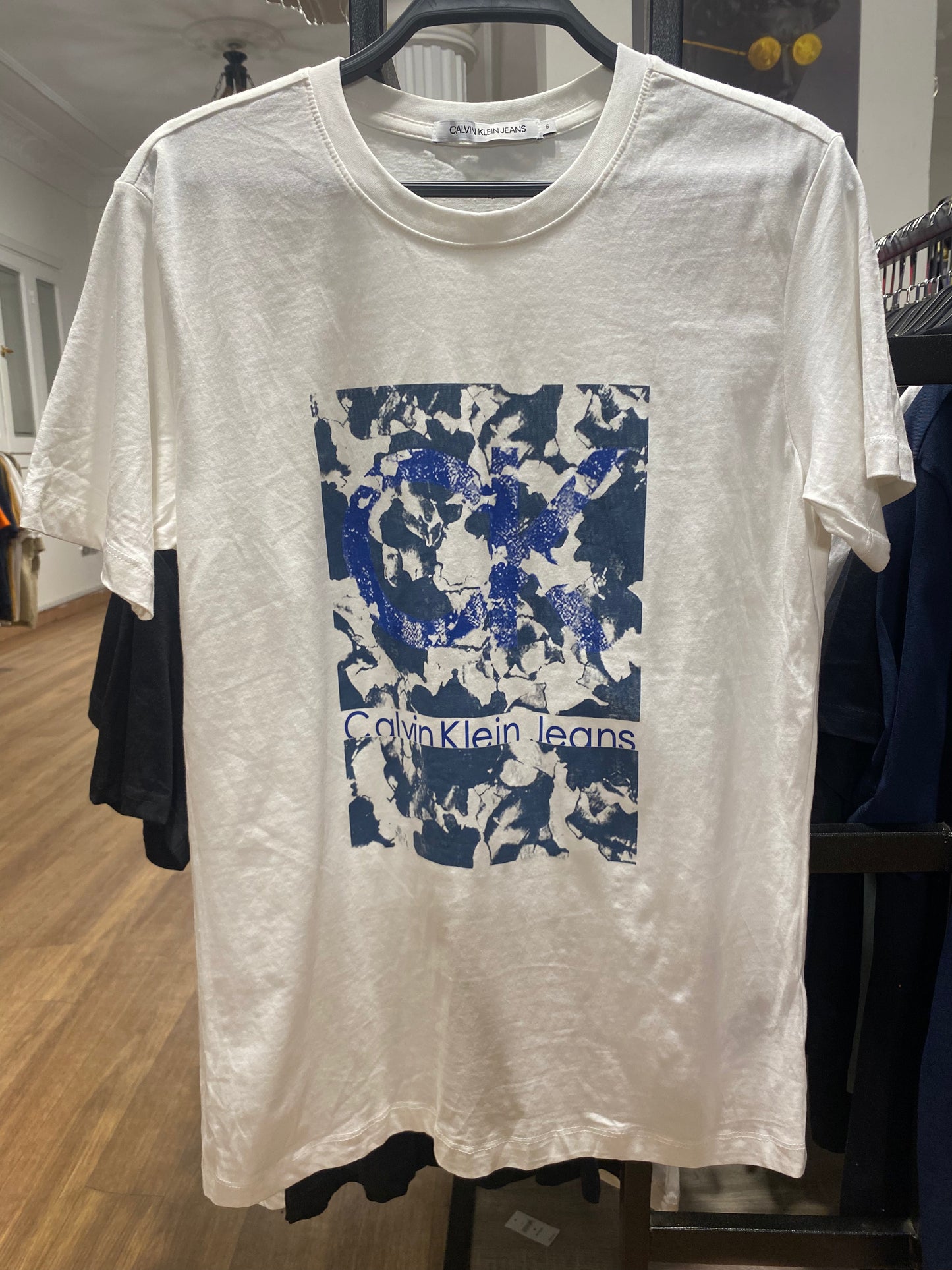 اوريجينال كيلفن كلاين تيشيرت - Original Calvin Klein Tshirt