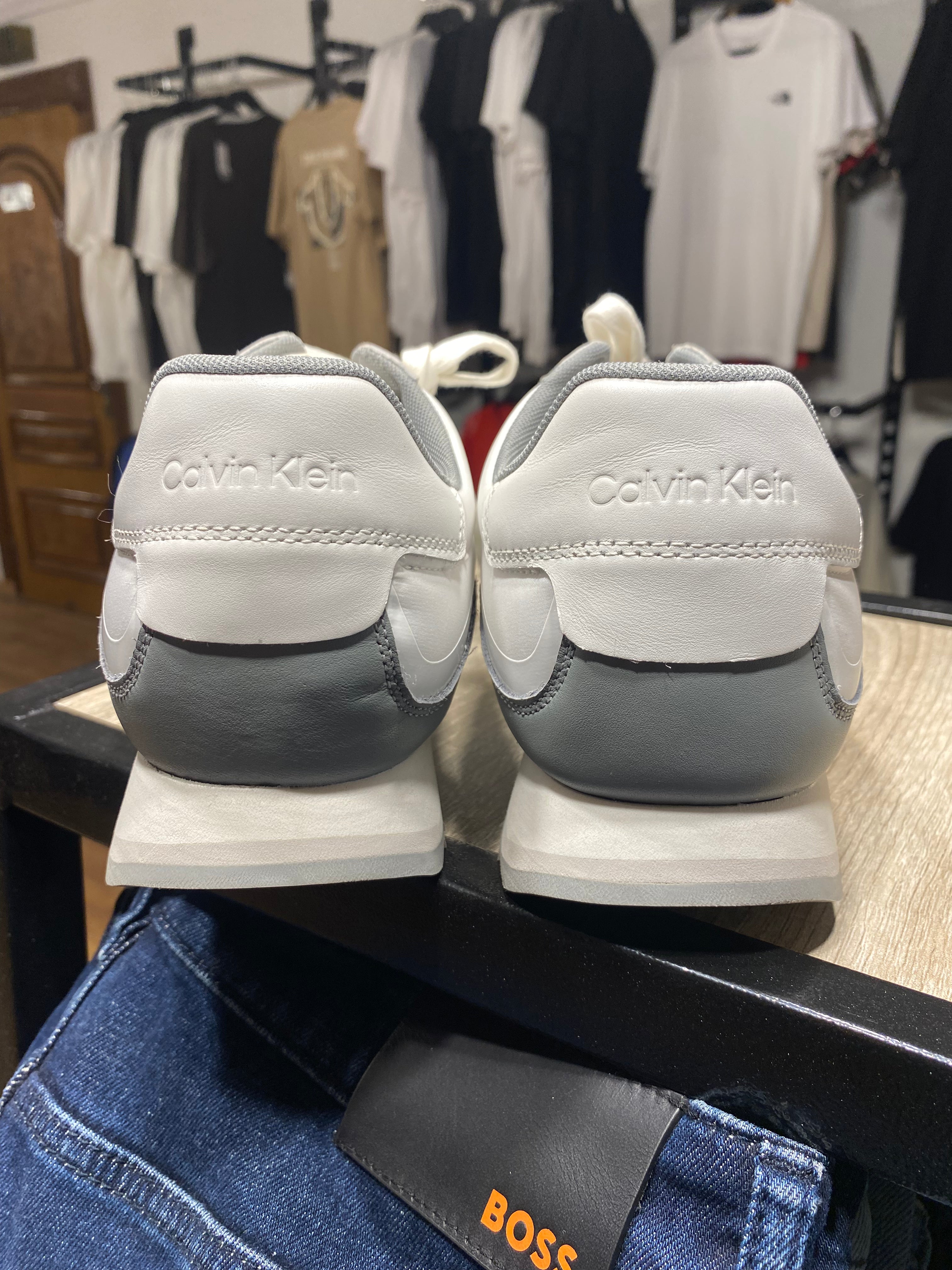 Calvin Klein Low Top Lace Up Heat Bond