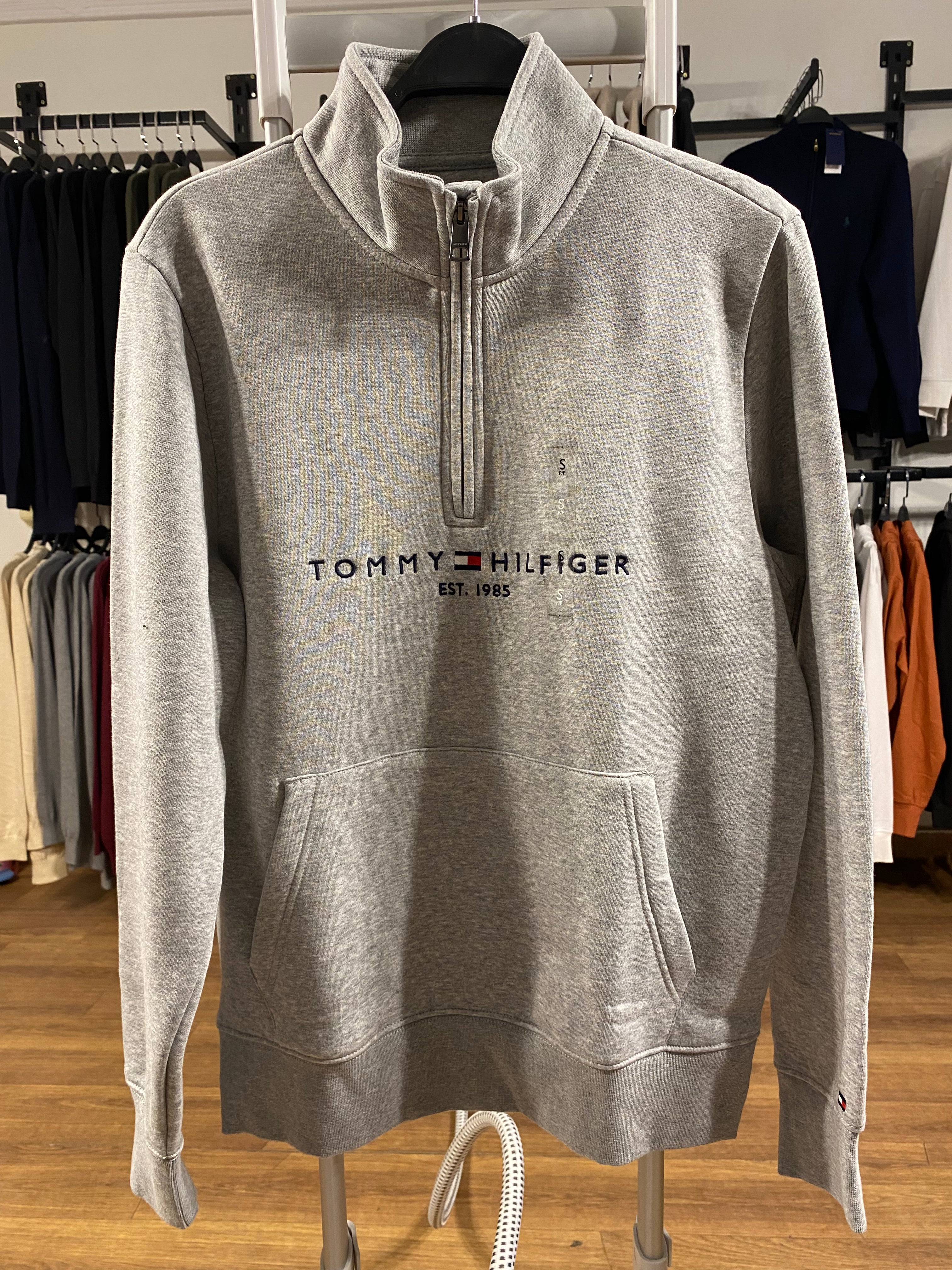 Tommy Hilfiger Quarter Zip Sweatshirt