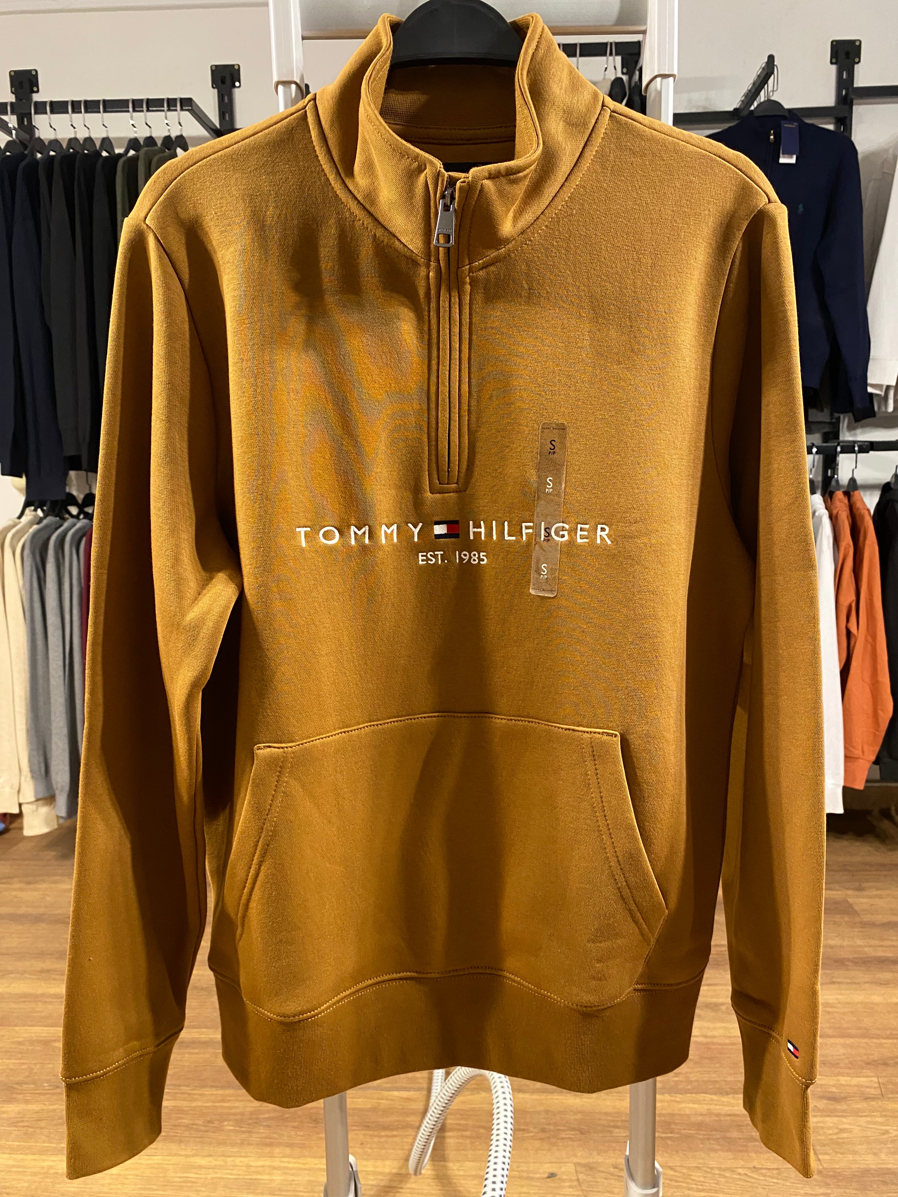 Tommy Hilfiger Quarter Zip Sweatshirt
